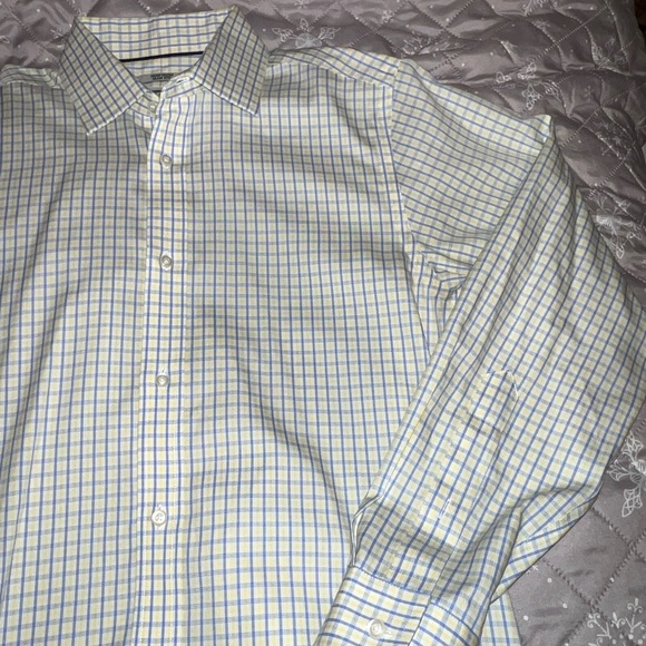 Joseph A Bank Dress Shirt - Picture 4 of 4